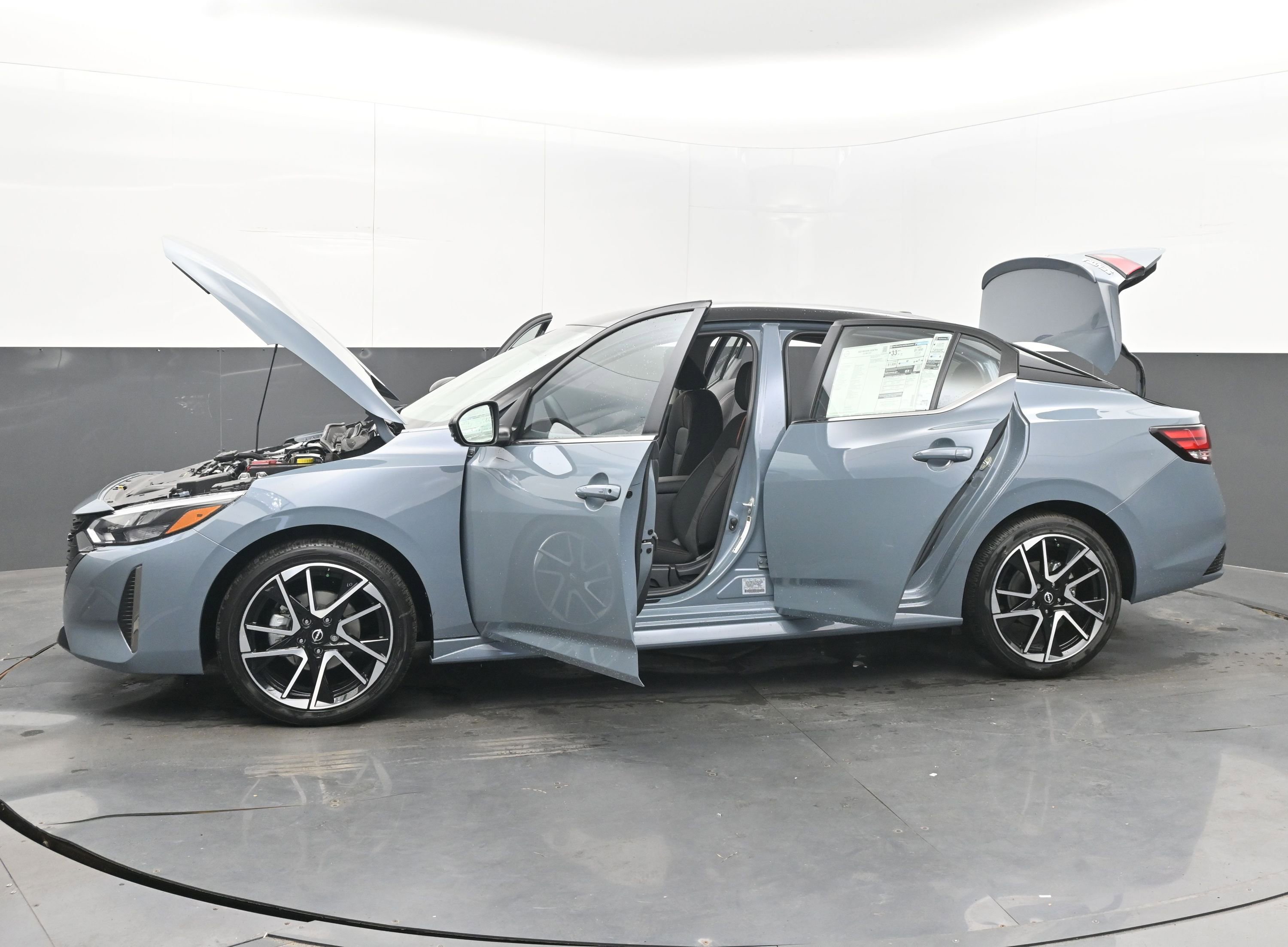 New 2025 Nissan Sentra SR image 41