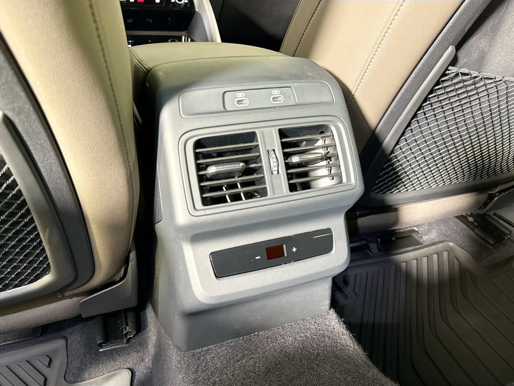 Used 2025 Audi Q5 Premium w/ Convenience Package AWD/4WD image 18