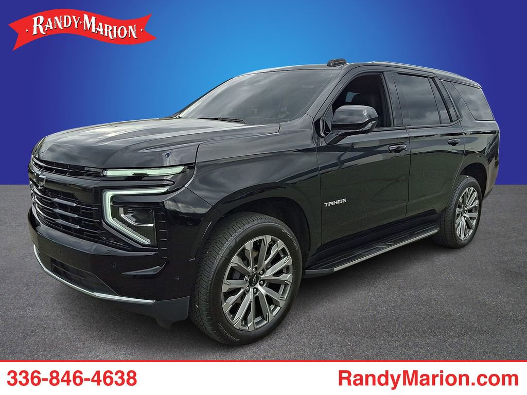 Used 2025 Chevrolet Tahoe LS RWD image 1
