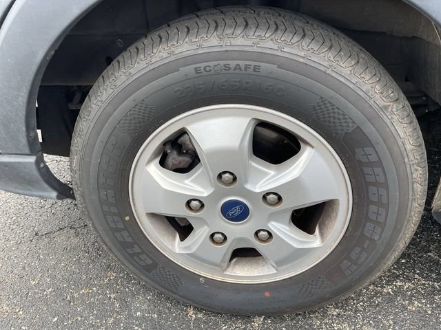 Used 2018 Ford Transit 350 XLT RWD image 2