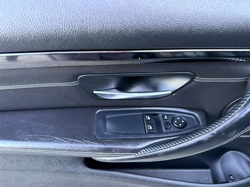 Used 2016 BMW M4 Coupe image 22