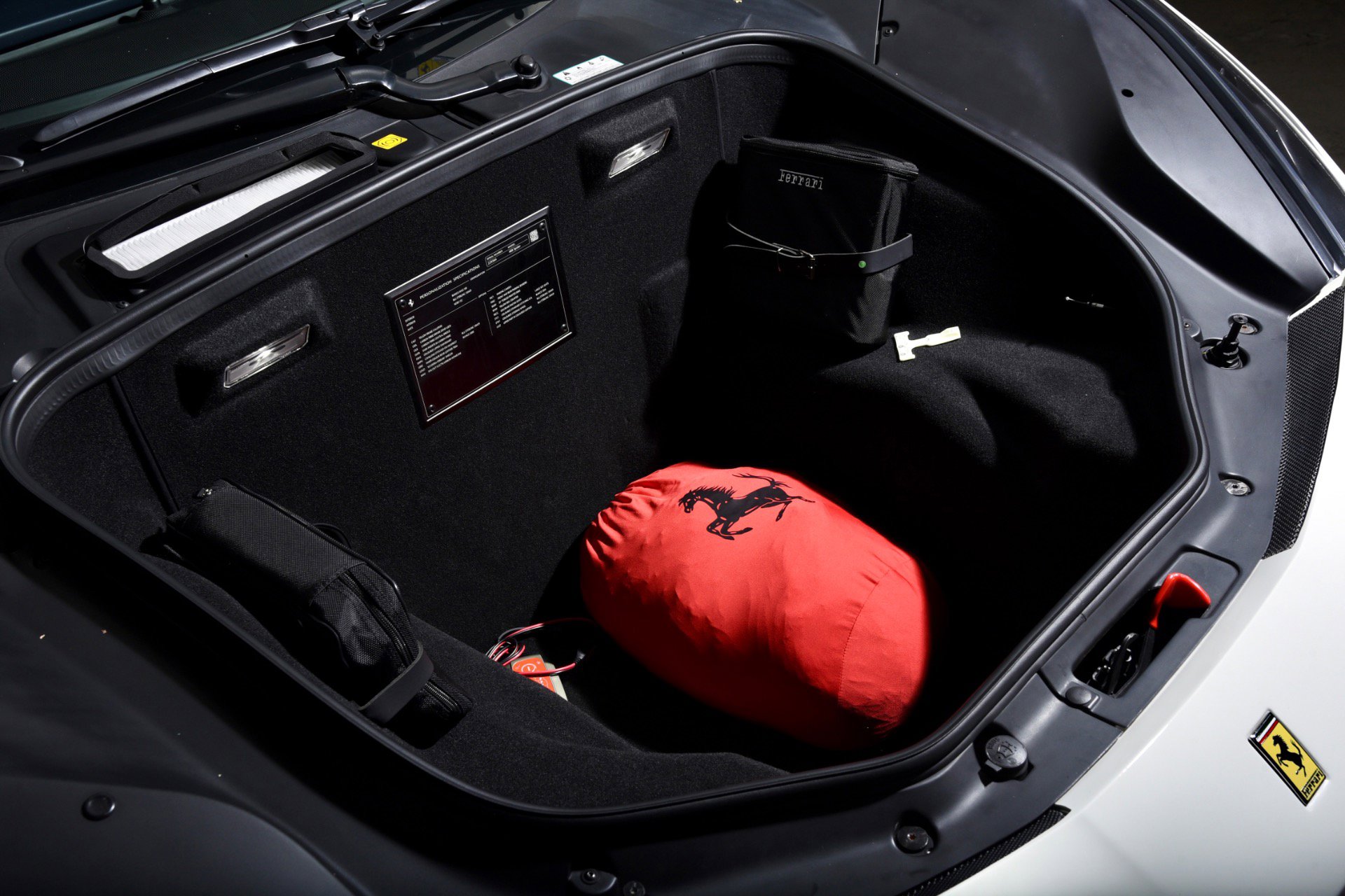 Used 2018 Ferrari 488 Spider image 28