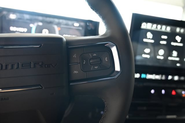 New 2026 GMC Hummer EV SUV w/ LPO, Dark Essentials Package AWD/4WD image 26