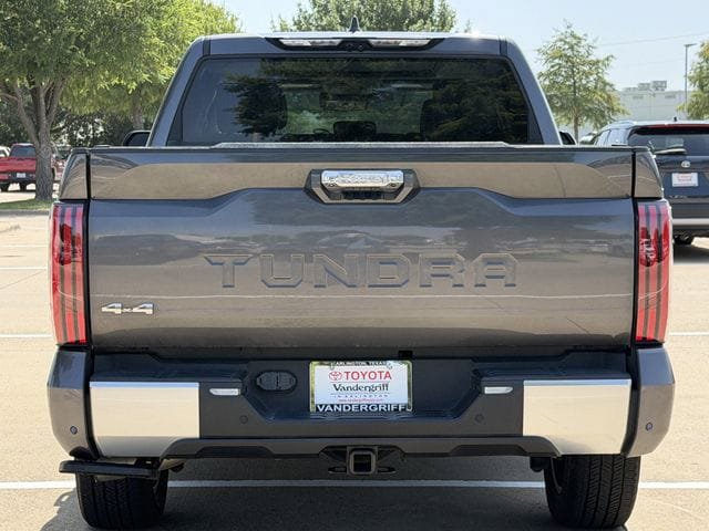 Used 2024 Toyota Tundra Limited AWD/4WD image 5