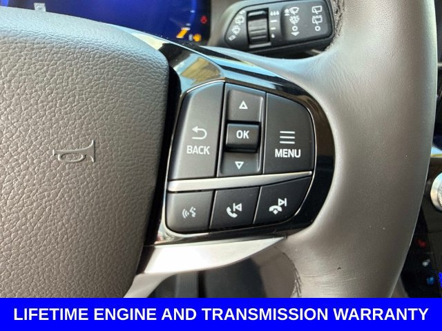 Used 2022 Ford Explorer Platinum w/ Equipment Group 601A AWD/4WD image 31