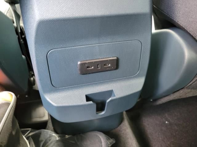 New 2025 Ford Maverick XL w/ Equipment Group 101A image 15