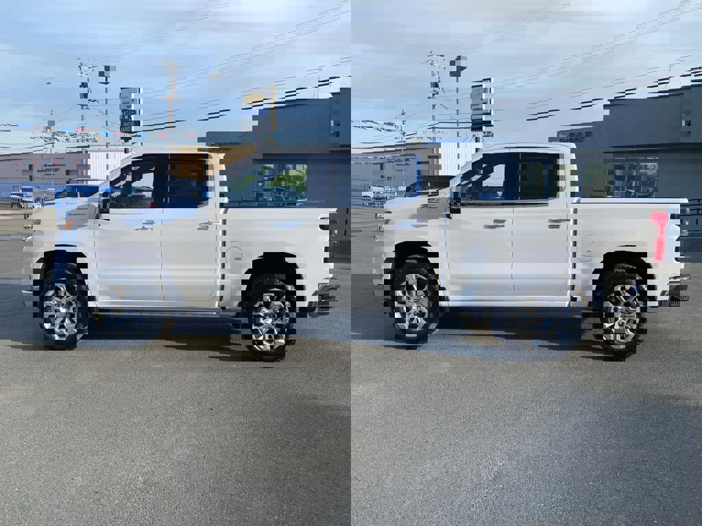 New 2026 Chevrolet Silverado 1500 LTZ w/ Z71 Off-Road Package image 7