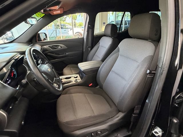 Certified 2023 Chevrolet Traverse LT w/ LPO, Cargo Package FWD image 6