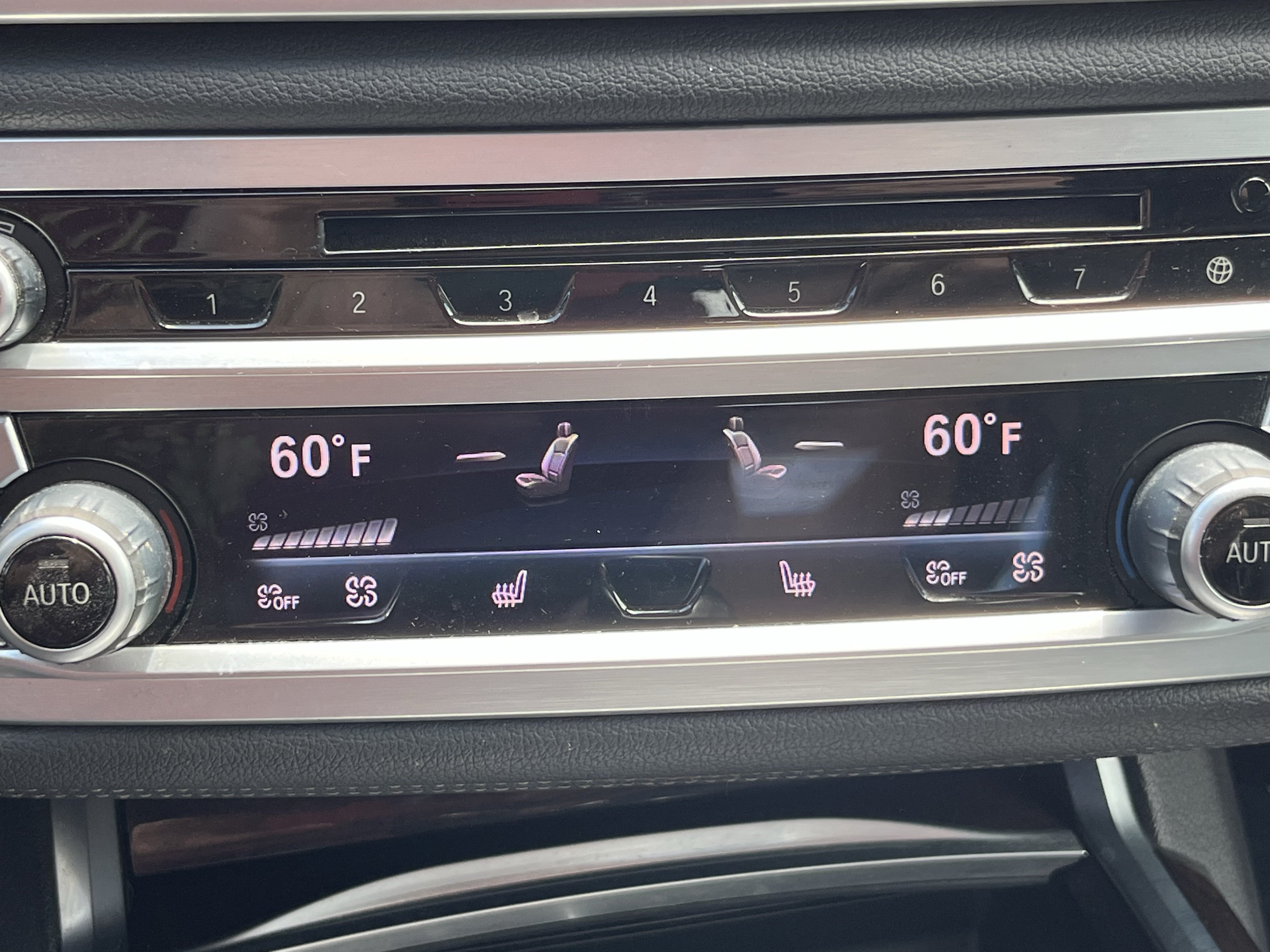 Used 2018 BMW 740i RWD image 9