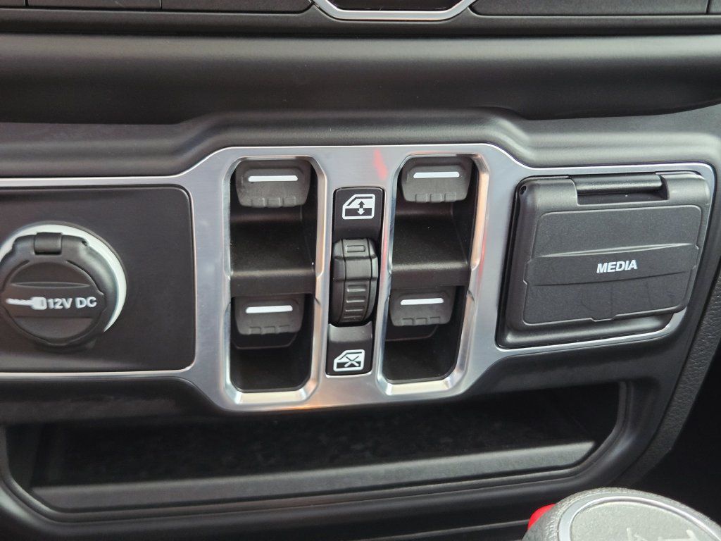 Used 2023 Jeep Wrangler Unlimited w/ 8.4" Radio Group AWD/4WD image 24