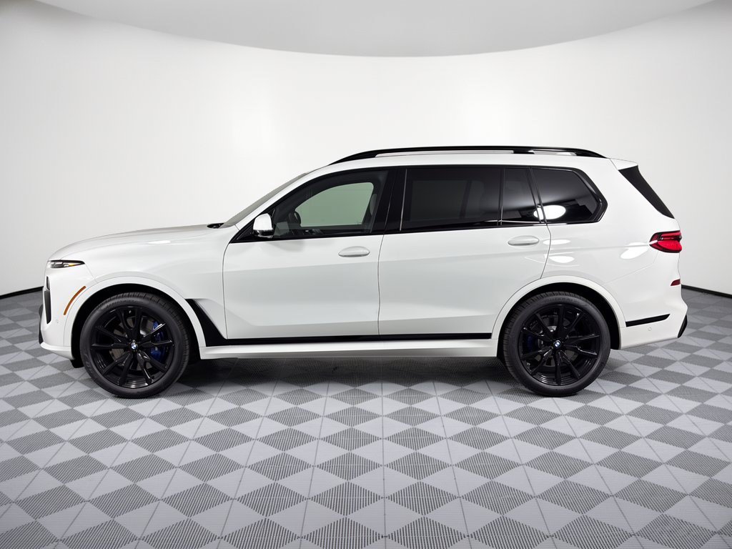 New 2027 BMW X7 xDrive40i w/ M Sport Package AWD/4WD image 2