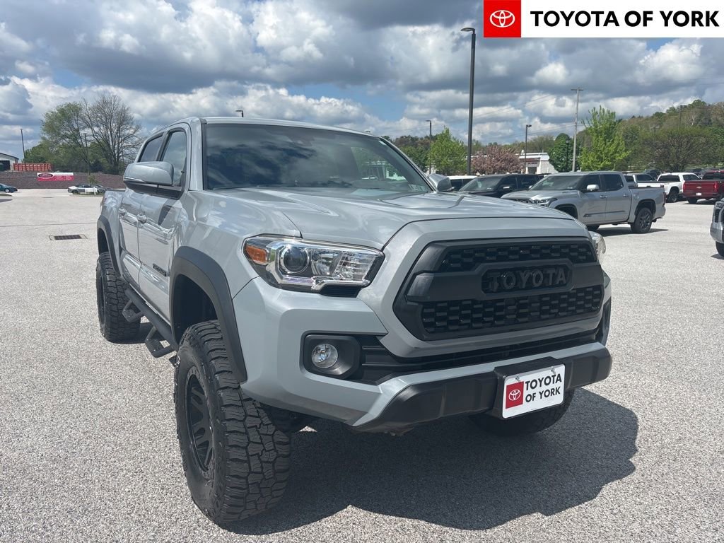 Used 2020 Toyota Tacoma TRD Off-Road w/ Technology Package AWD/4WD image 1