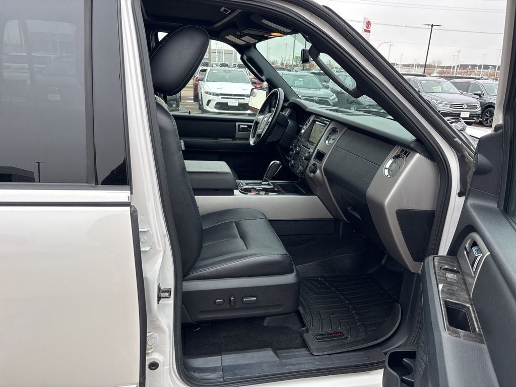 Used 2017 Ford Expedition EL Limited image 36