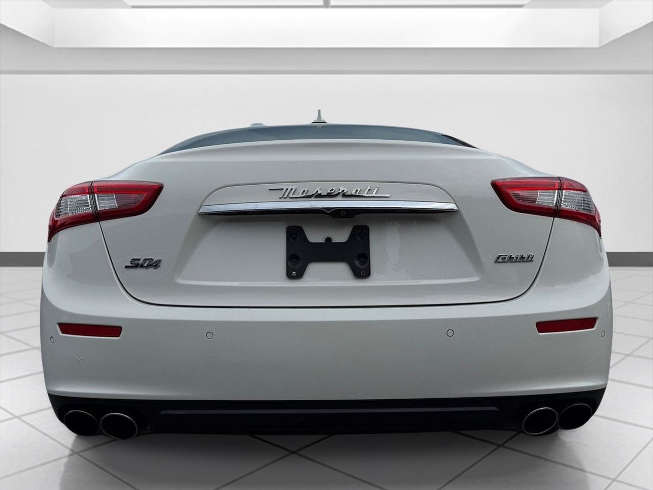 Used 2017 Maserati Ghibli S Q4 AWD/4WD image 4