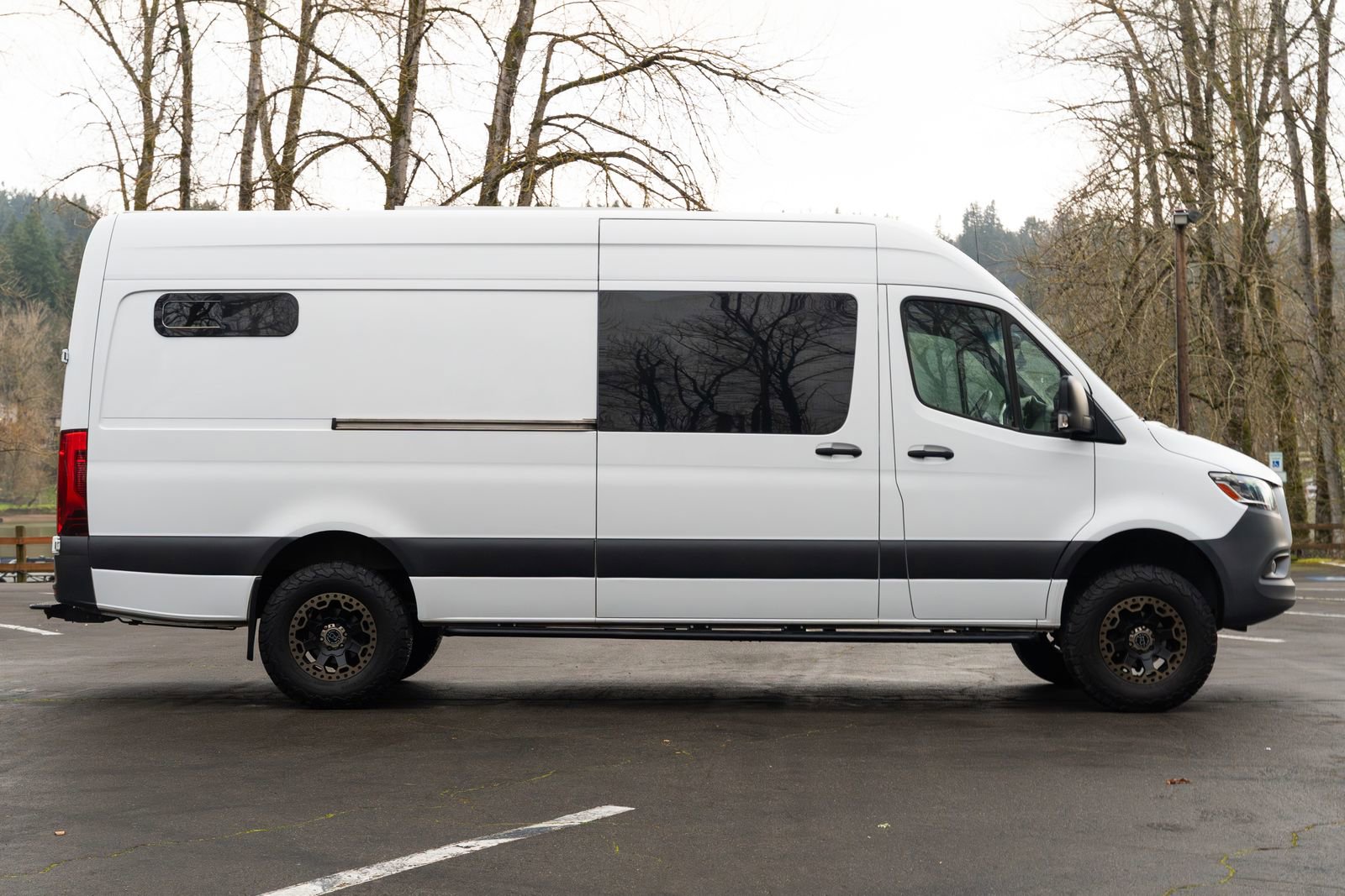 Used 2019 Mercedes-Benz Sprinter 4x4 170 image 4