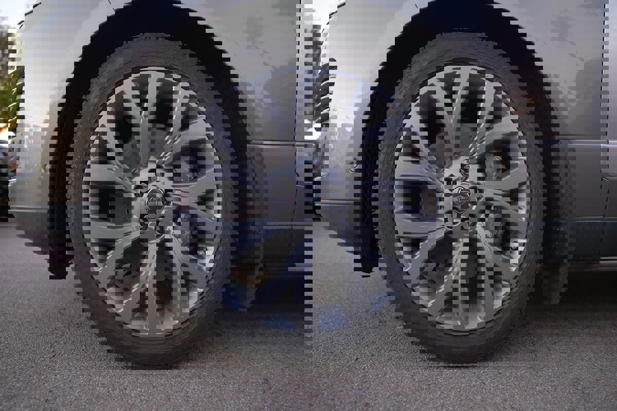 Used 2020 Land Rover Range Rover HSE image 35