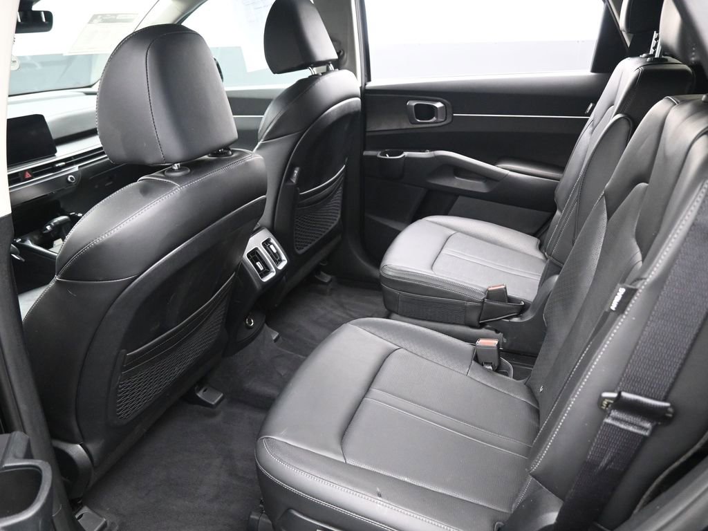 Used 2025 Kia Sorento X-Line EX AWD/4WD image 25