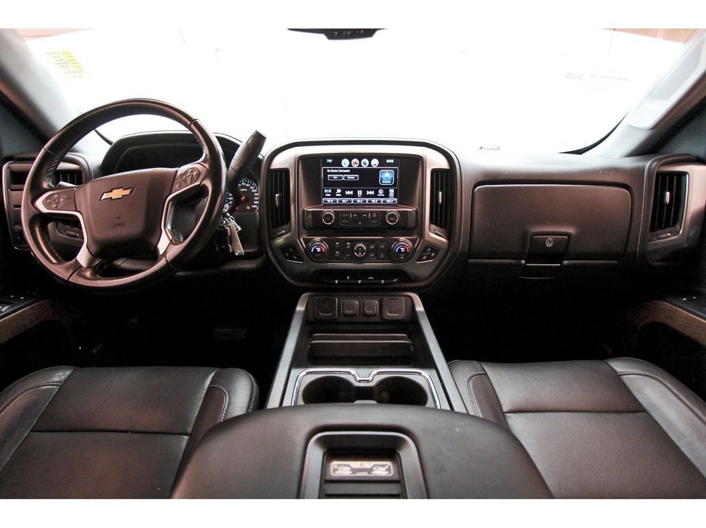 Used 2018 Chevrolet Silverado 1500 LTZ w/ Texas Edition RWD image 9