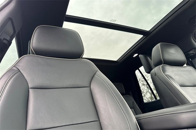 Used 2021 GMC Yukon SLT w/ SLT Luxury Plus Package image 21