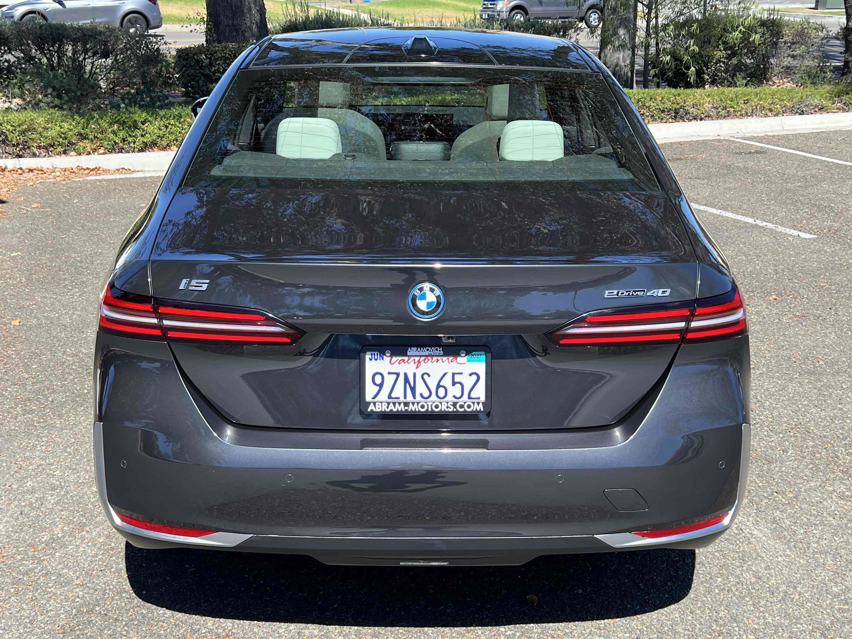 Used 2024 BMW i5 eDrive40i RWD image 19