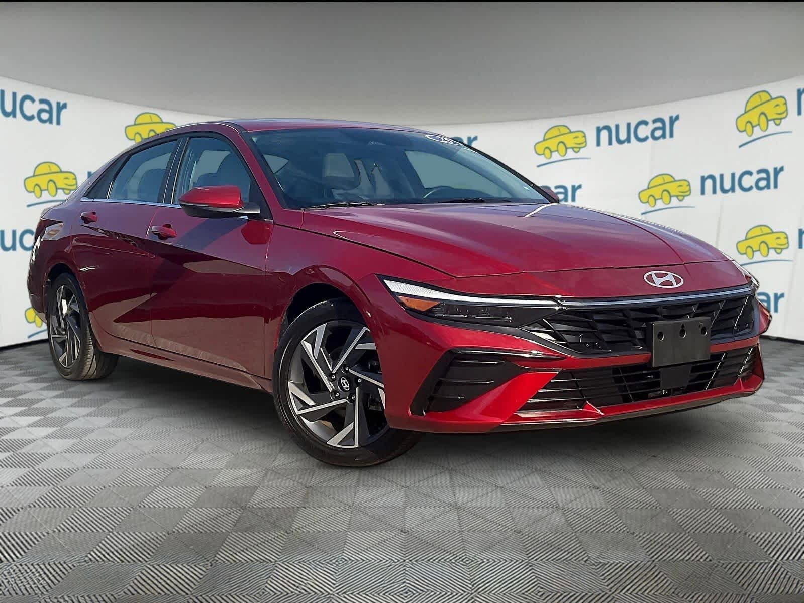 Certified 2025 Hyundai Elantra Limited FWD image 1