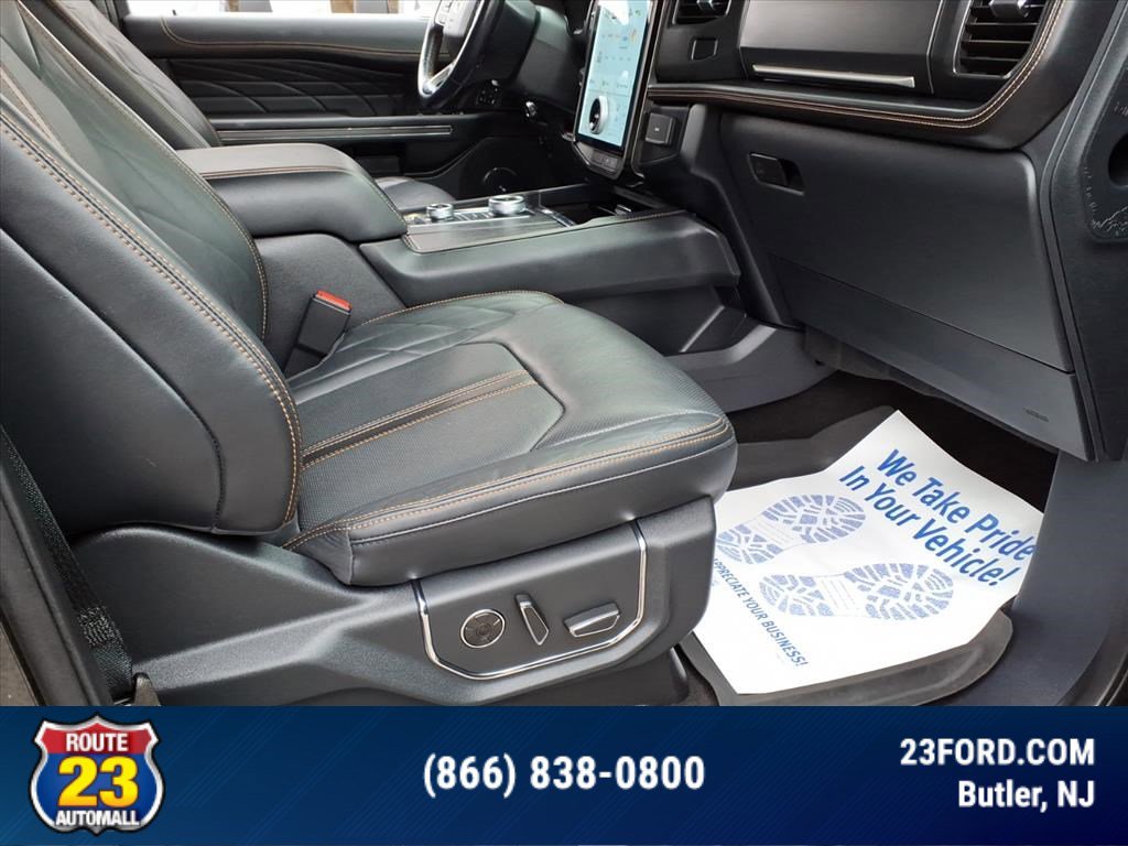 Certified 2023 Ford Expedition Platinum image 10