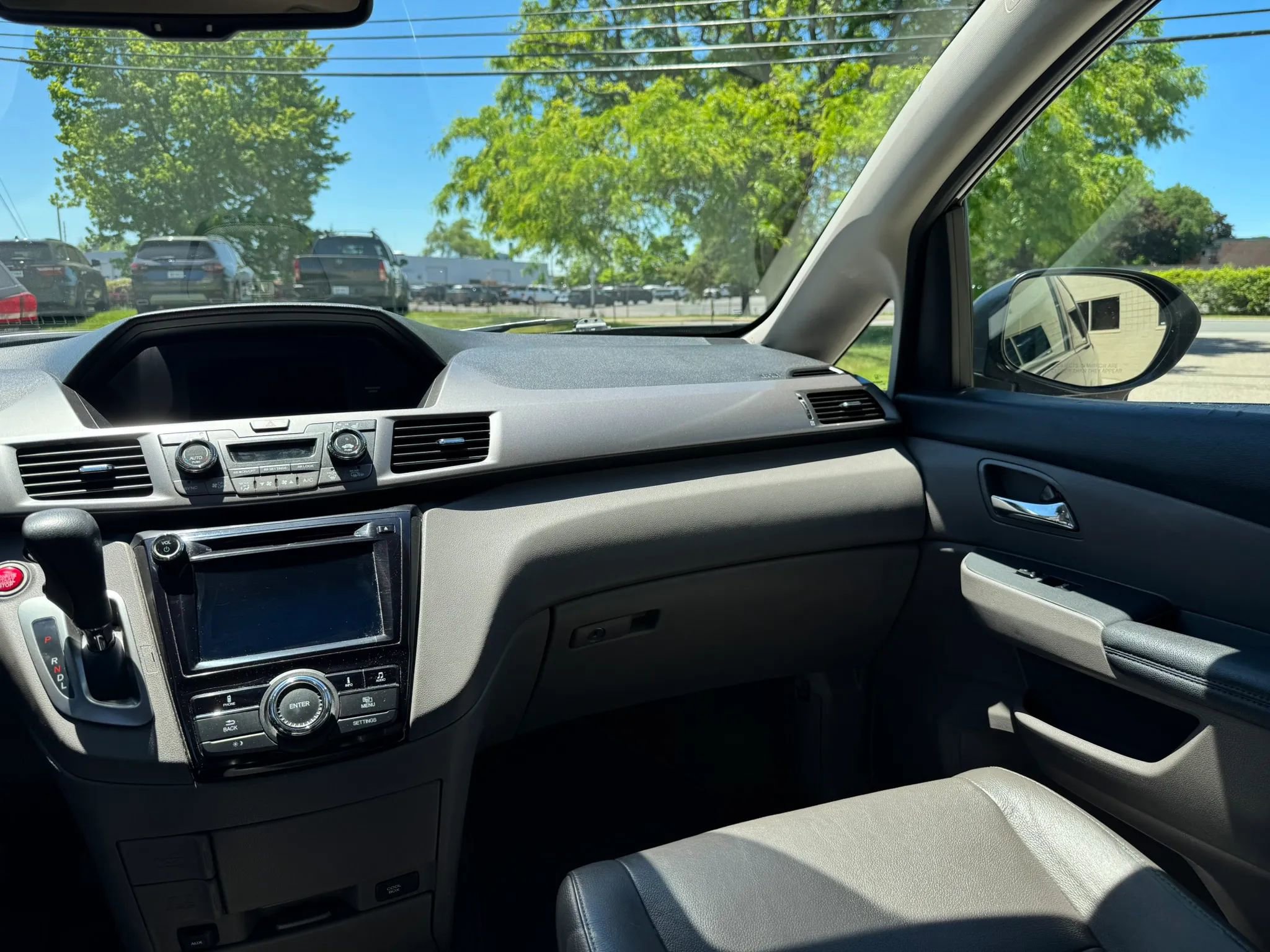 Used 2015 Honda Odyssey EX-L image 16