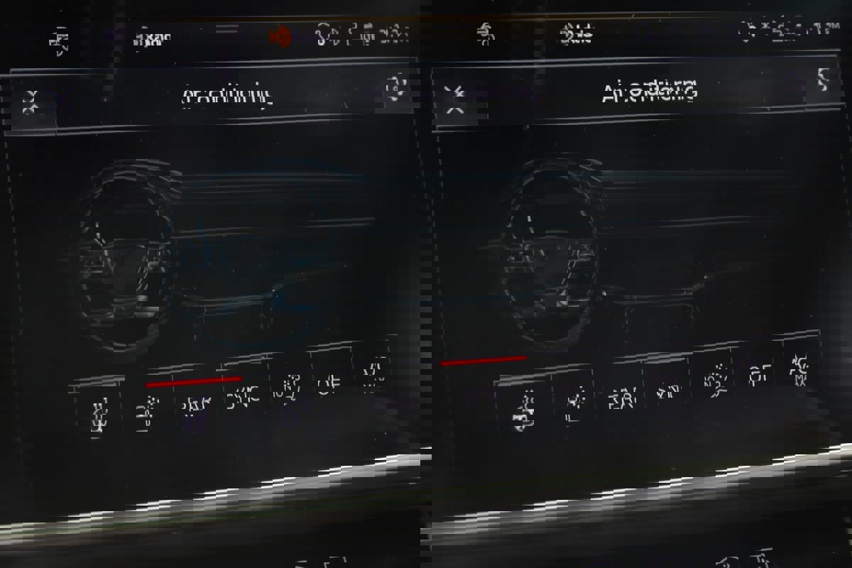 Used 2025 Audi S8 image 54