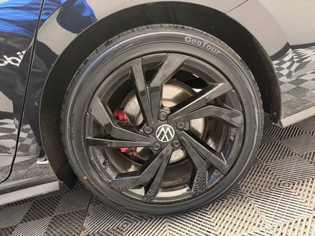 Used 2024 Volkswagen Jetta GLI Autobahn image 37