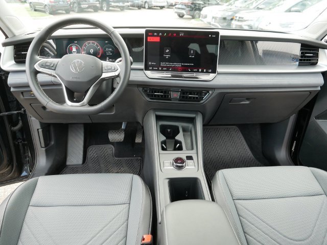 Certified 2026 Volkswagen Tiguan SE AWD/4WD image 22