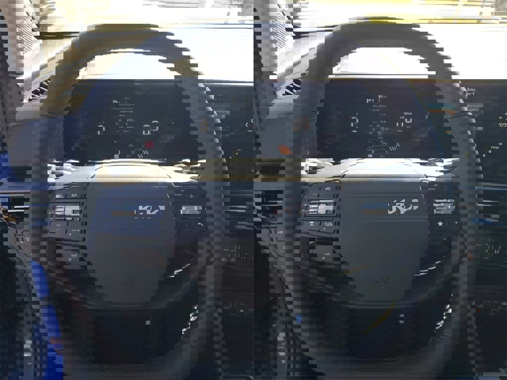 New 2026 Kia Sportage EX image 11