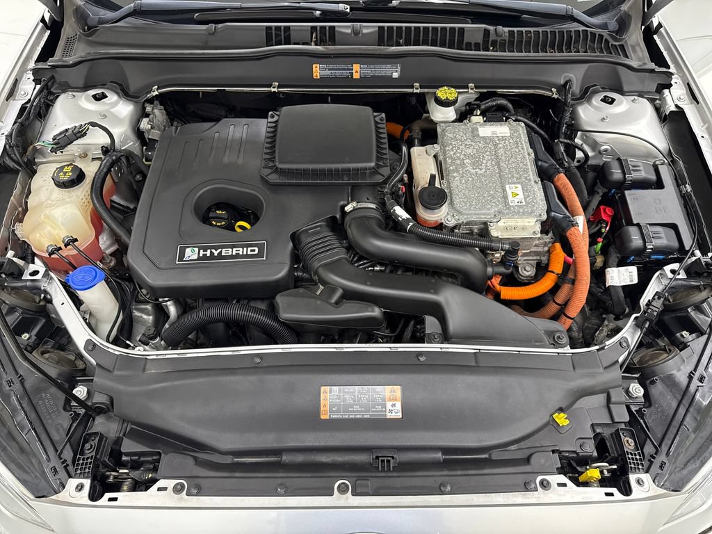 Used 2019 Ford Fusion SE FWD image 11