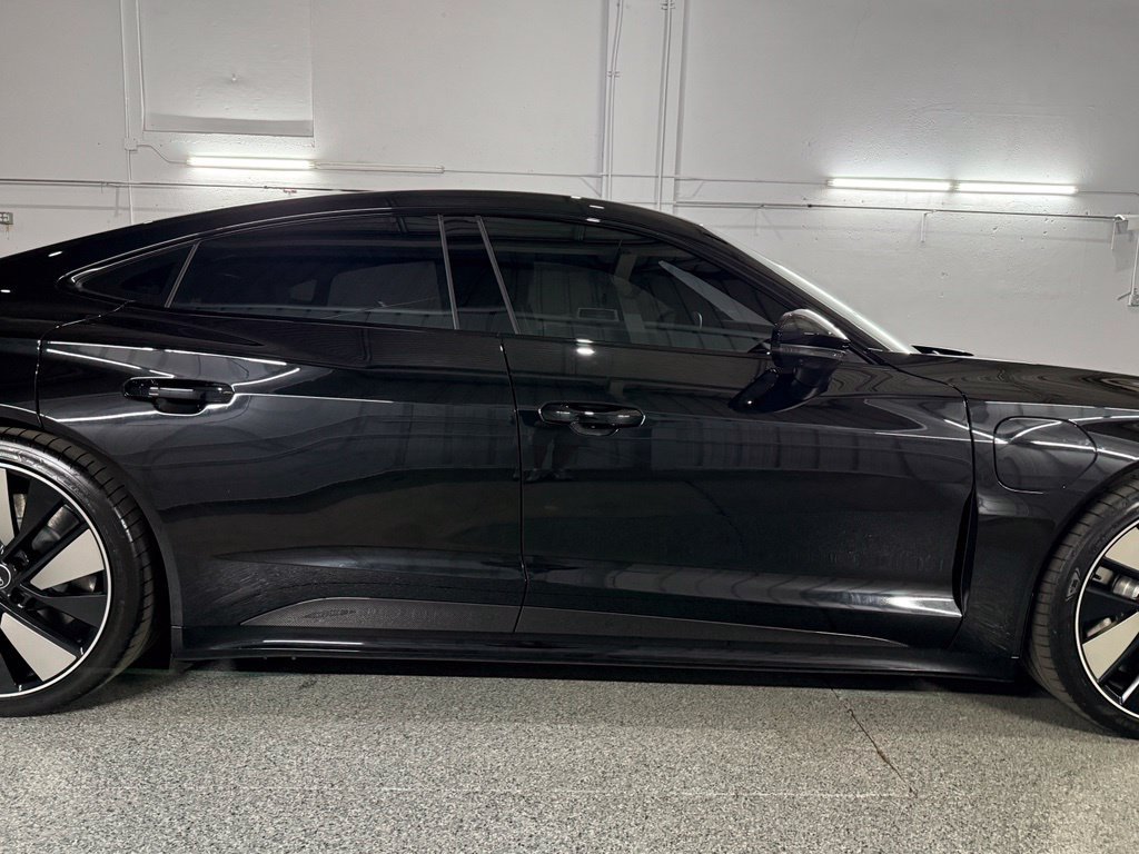 Used 2022 Audi RS e-tron GT w/ Carbon Performance Package AWD/4WD image 7