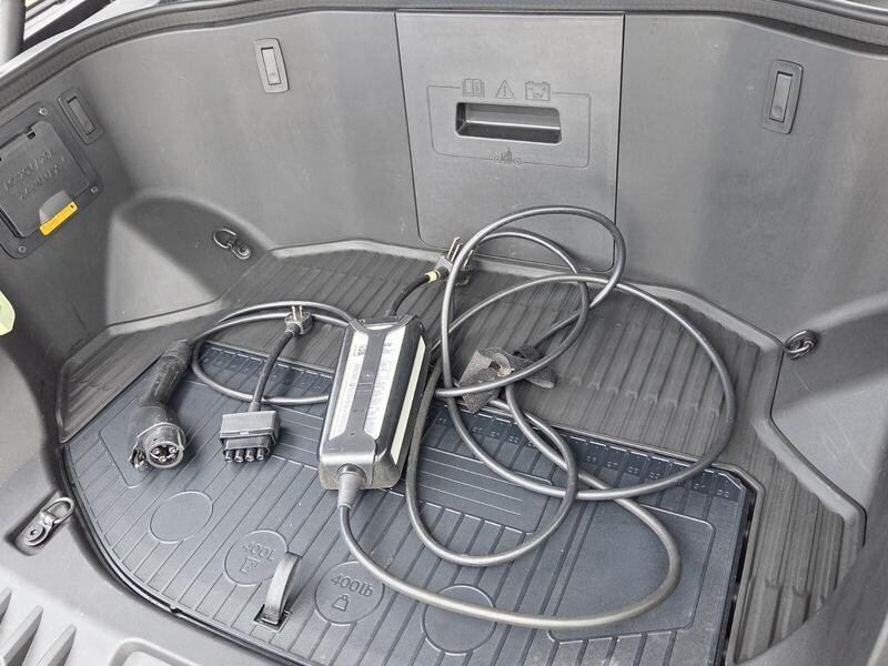 Used 2023 Ford F150 Lightning XLT AWD/4WD image 22