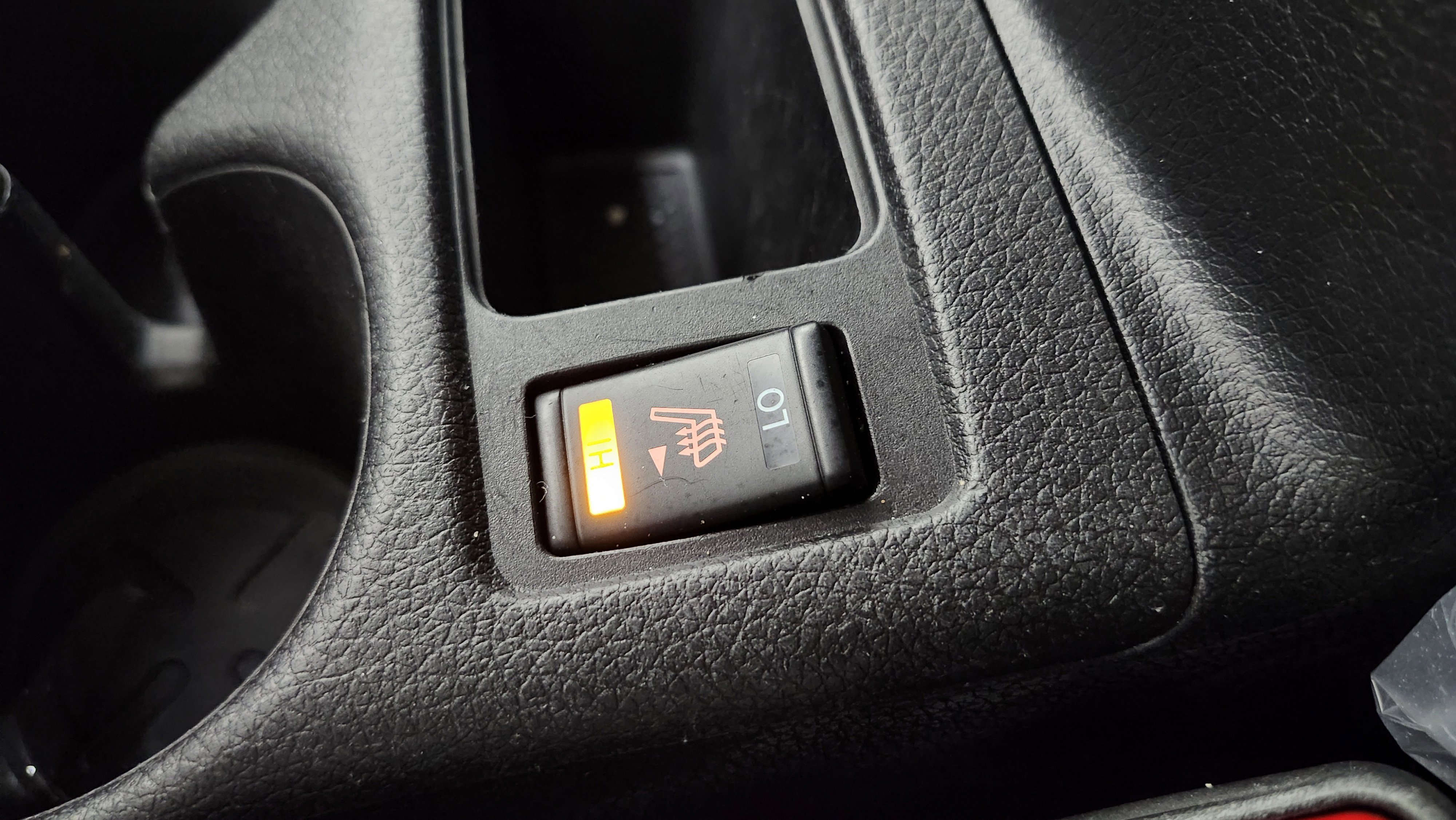 Used 2020 Nissan Rogue SV image 9