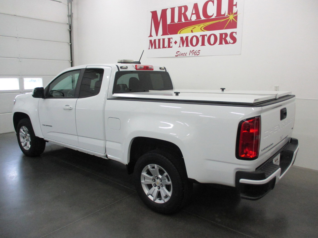 Used 2022 Chevrolet Colorado LT w/ Fleet Safety Package image 4