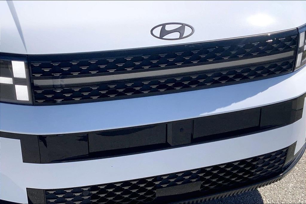 Used 2025 Hyundai Santa Fe Calligraphy image 24