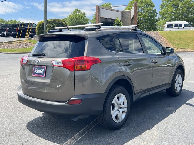 Used 2015 Toyota RAV4 LE FWD image 5