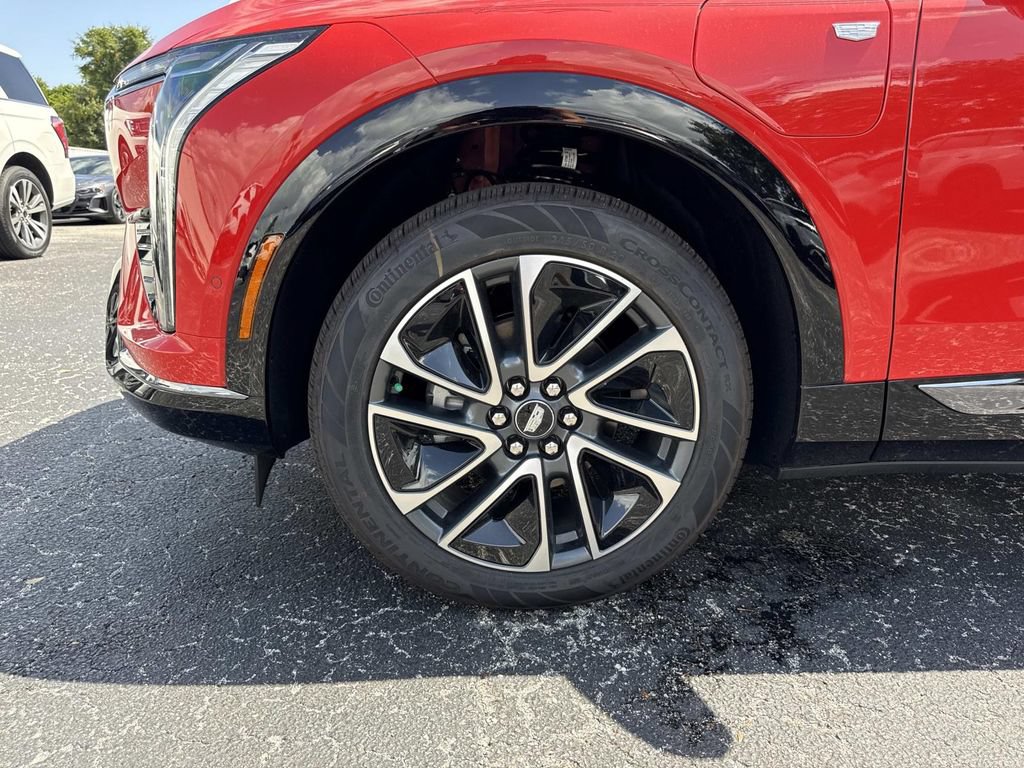 New 2026 Cadillac Optiq Sport 1 w/ LPO, Floor Liner Package RWD image 10