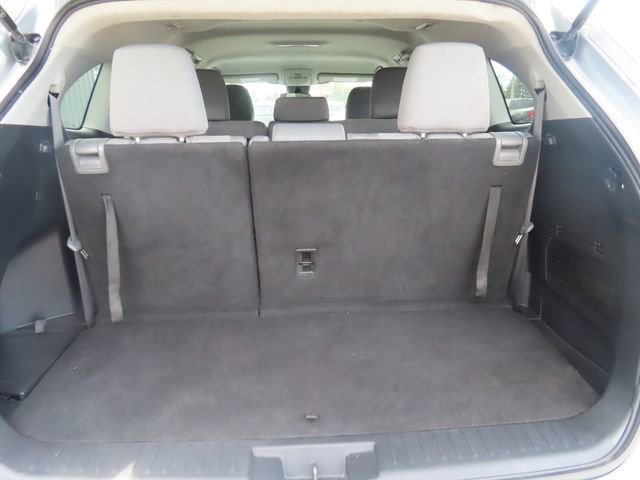 Used 2021 Toyota Highlander L FWD image 29