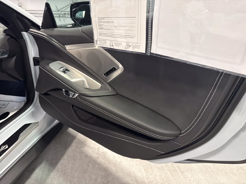 Used 2020 Chevrolet Corvette Stingray Preferred Cpe w/ 2LT Preferred Equipment Group RWD image 35