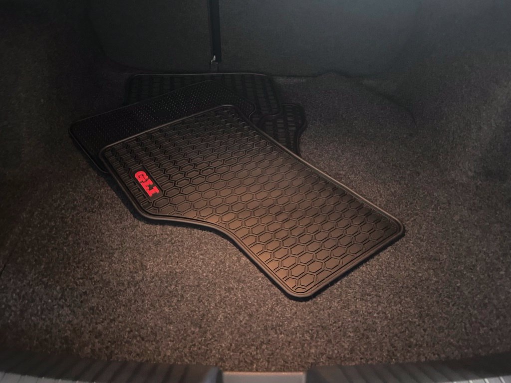 New 2026 Volkswagen Jetta GLI Autobahn FWD image 9