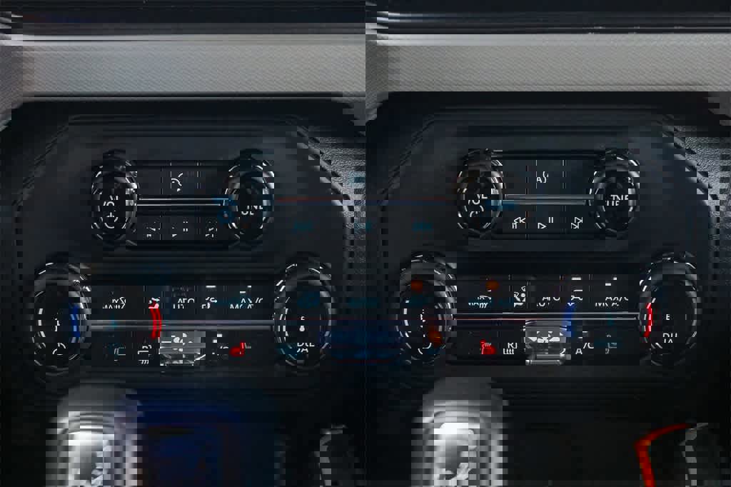 Used 2022 Ford Bronco Badlands w/ Sasquatch Package image 17