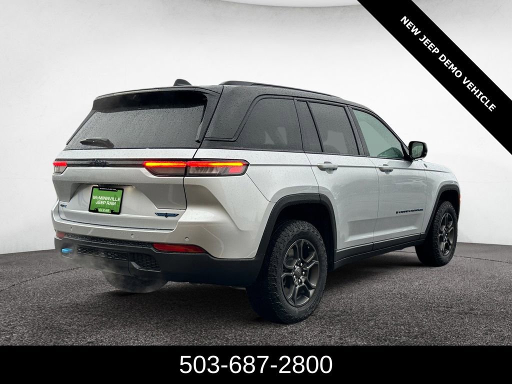 Used 2024 Jeep Grand Cherokee Trailhawk w/ Advanced Protech Group II image 5