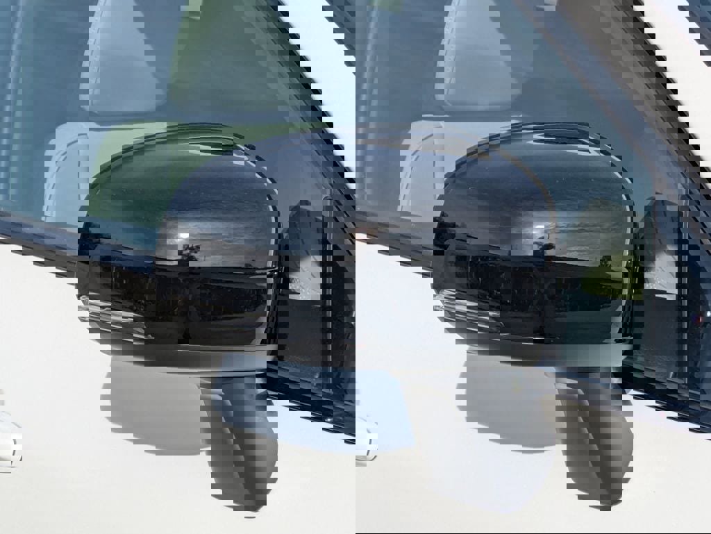 New 2026 Volvo XC60 T8 Core image 12