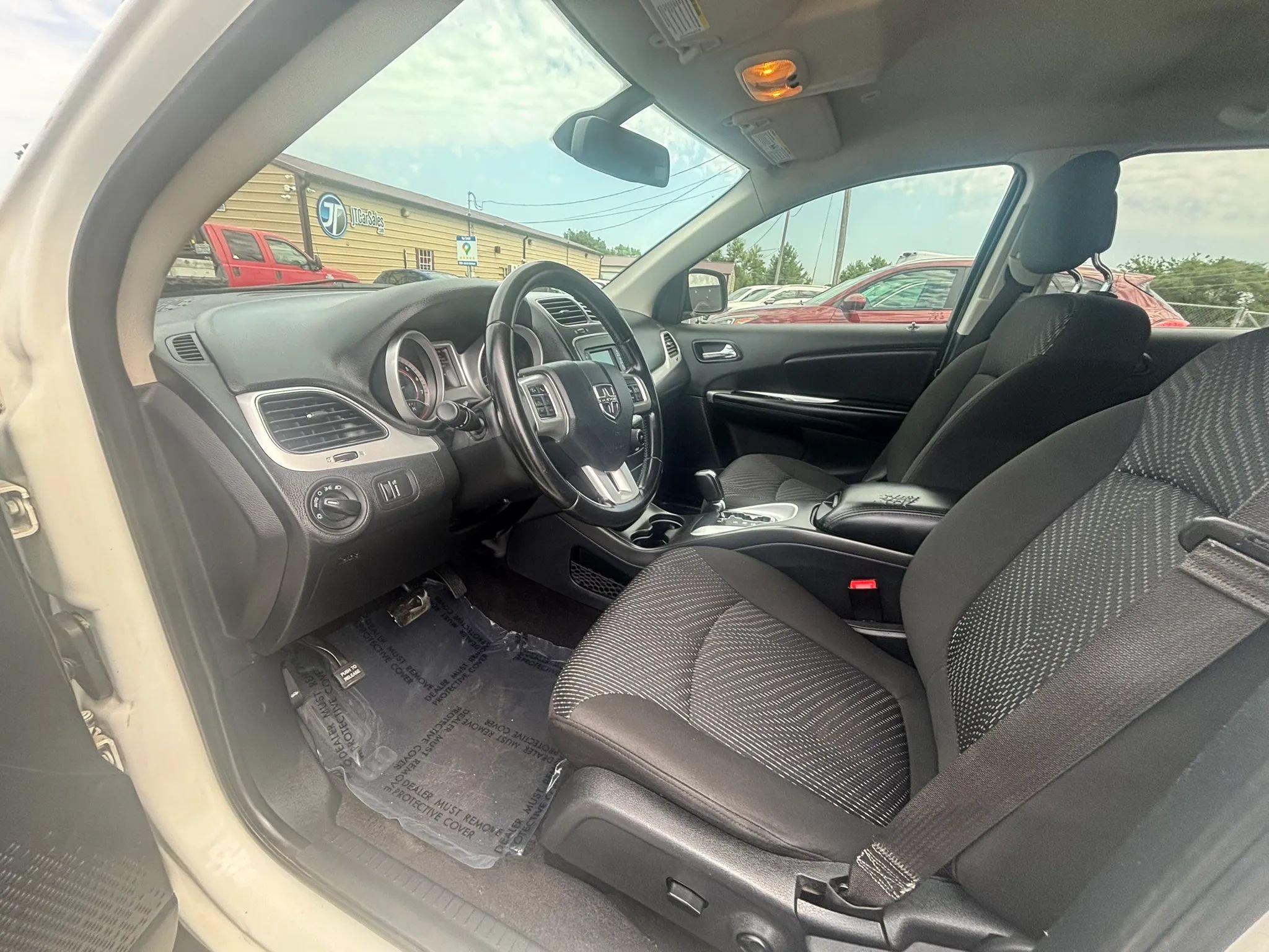 Used 2020 Dodge Journey SE w/ SE Popular Equipment Group FWD image 21