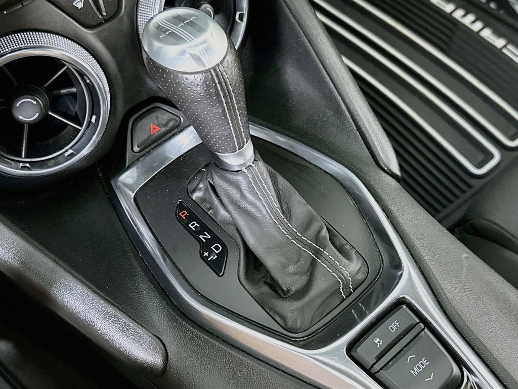Used 2019 Chevrolet Camaro SS RWD image 29