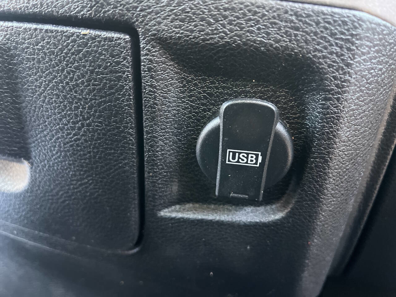 Used 2017 RAM 2500 Tradesman w/ Popular Equipment Group image 37