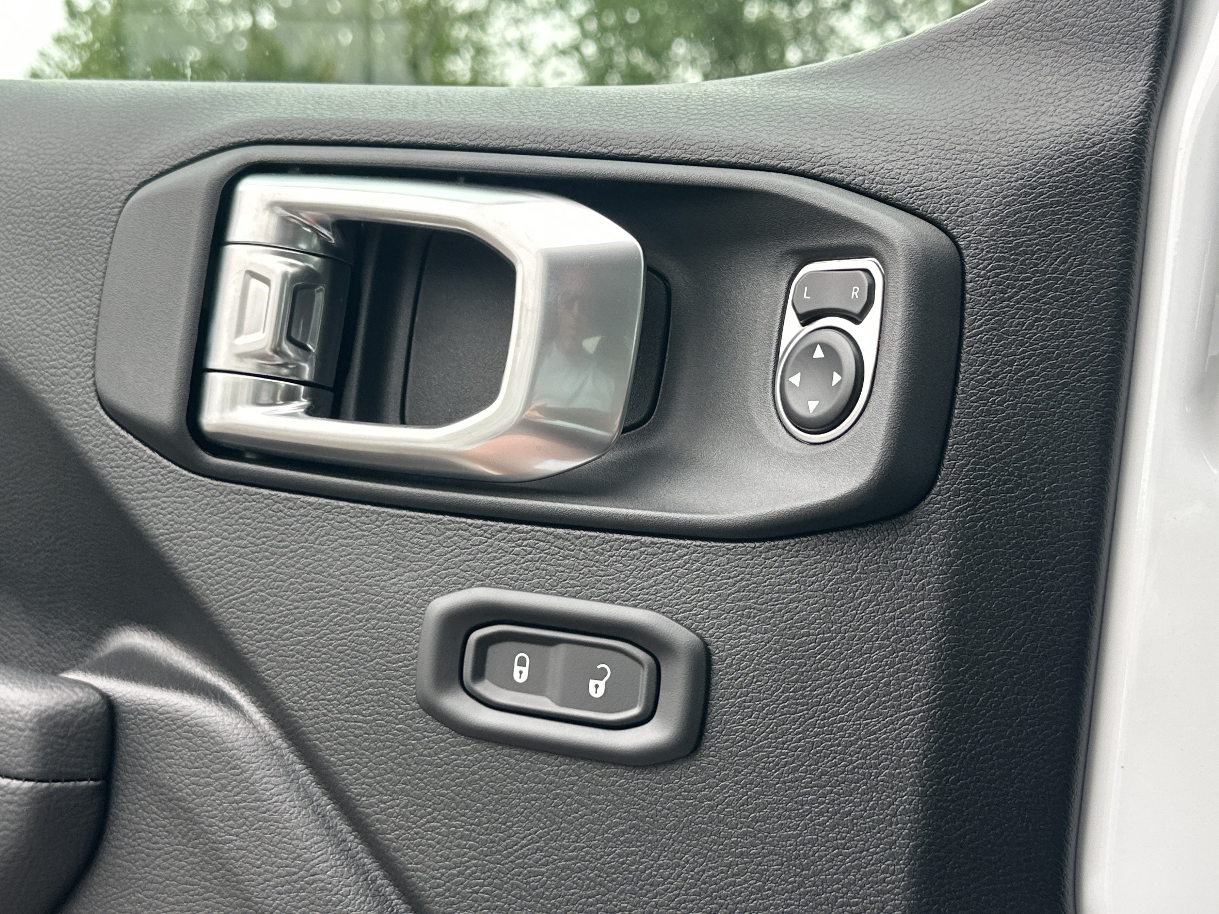 New 2026 Jeep Gladiator Sport AWD/4WD image 13