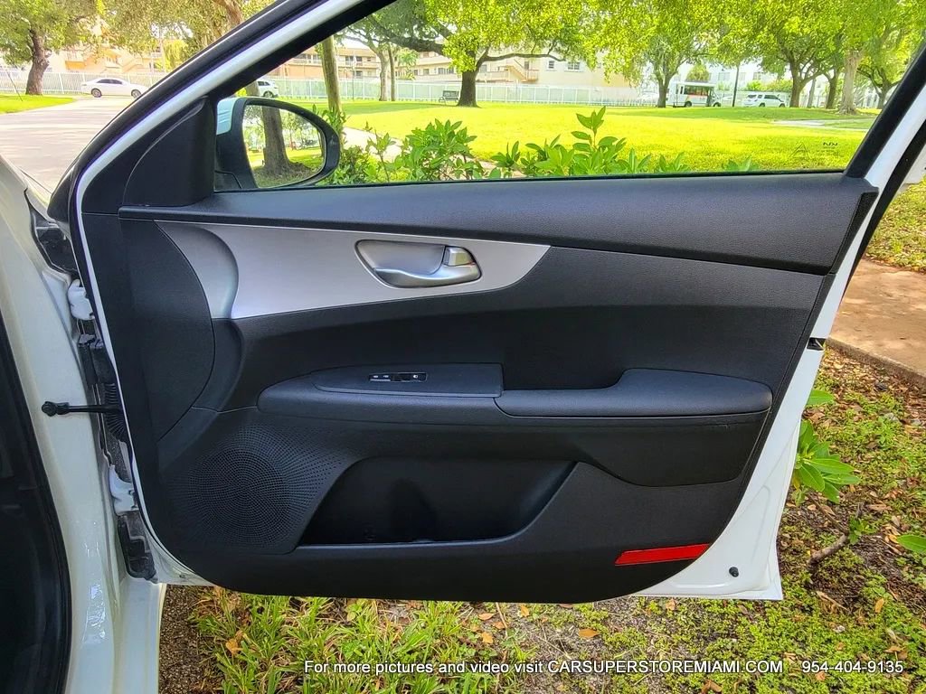 Used 2024 Kia Forte LX FWD image 25